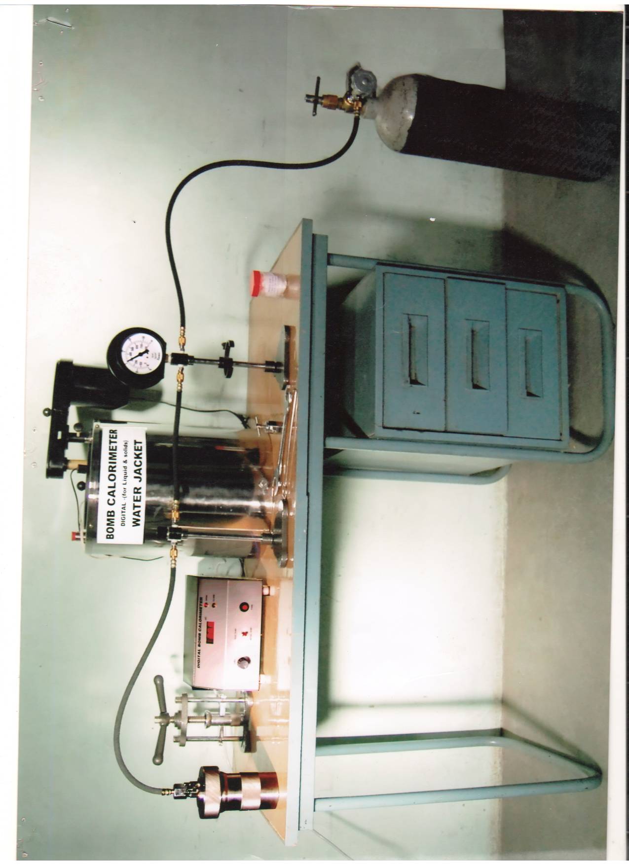 Bomb Calorimeter